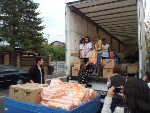 175312_10151071620411434_1653160842_o